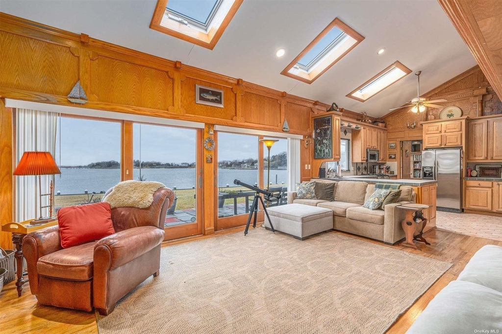 28 Koral Drive - Photo 2