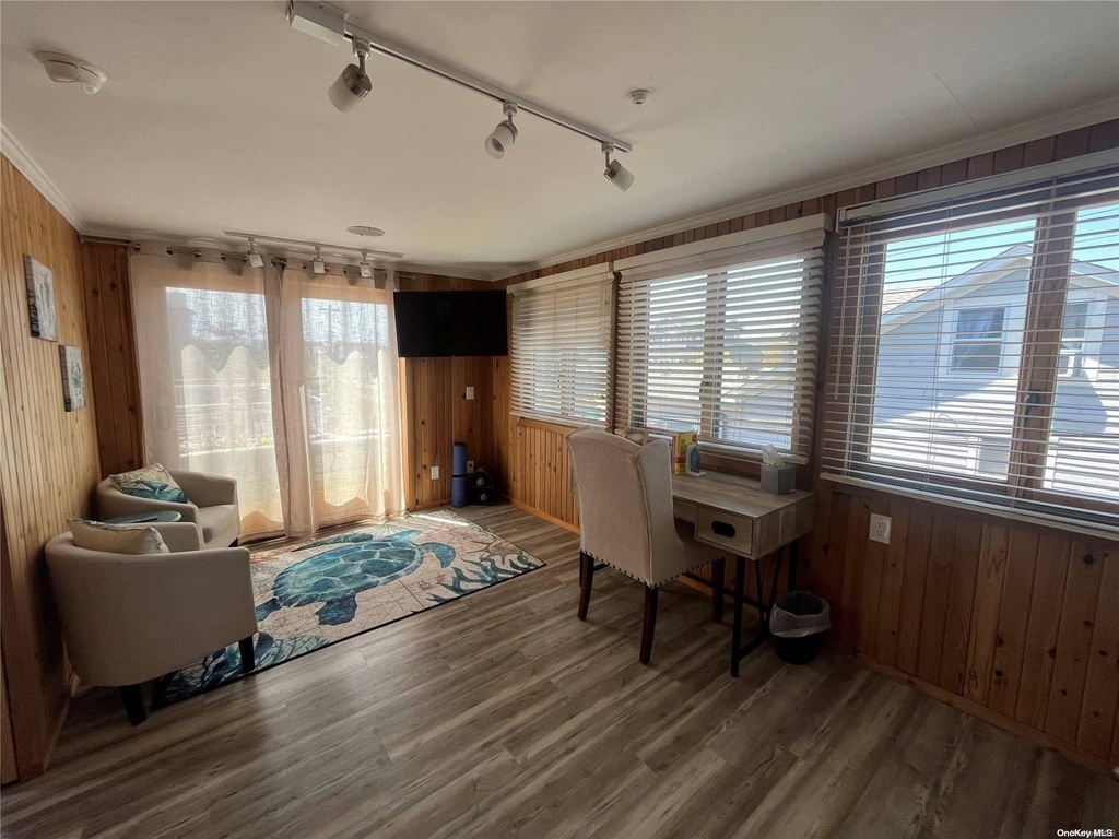332 Dehnoff Walk - Photo 24