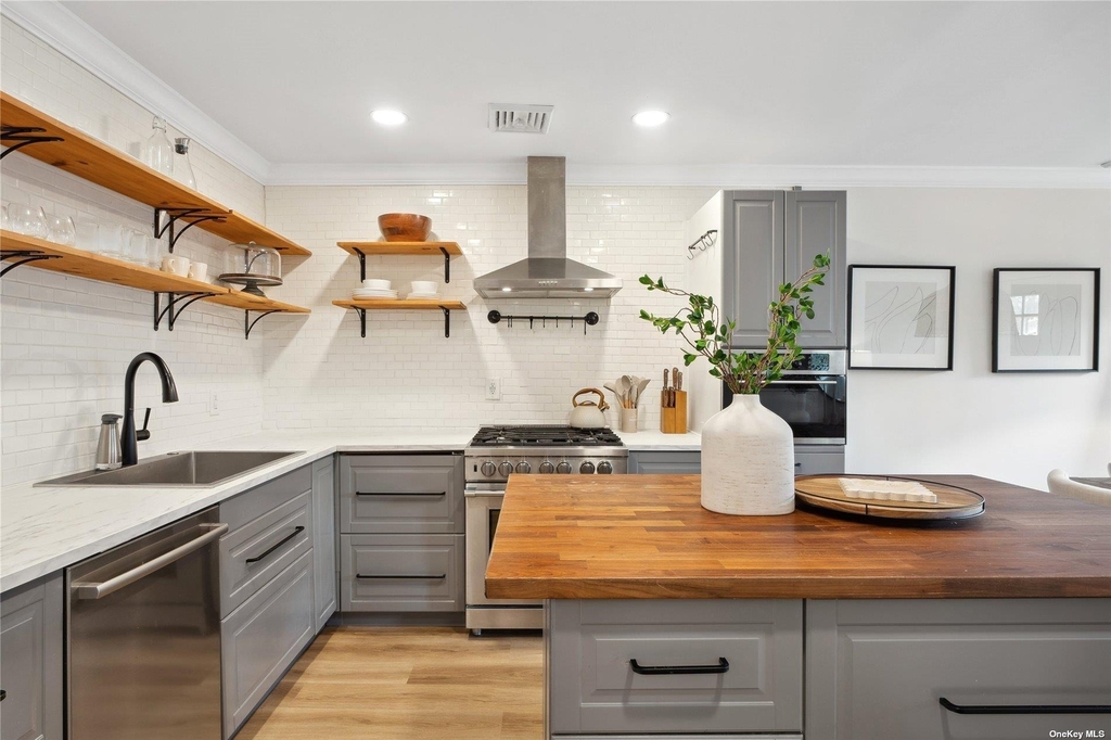 28 Argonne West Road - Photo 1
