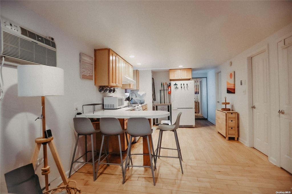 157 Beach 109th St - Photo 4
