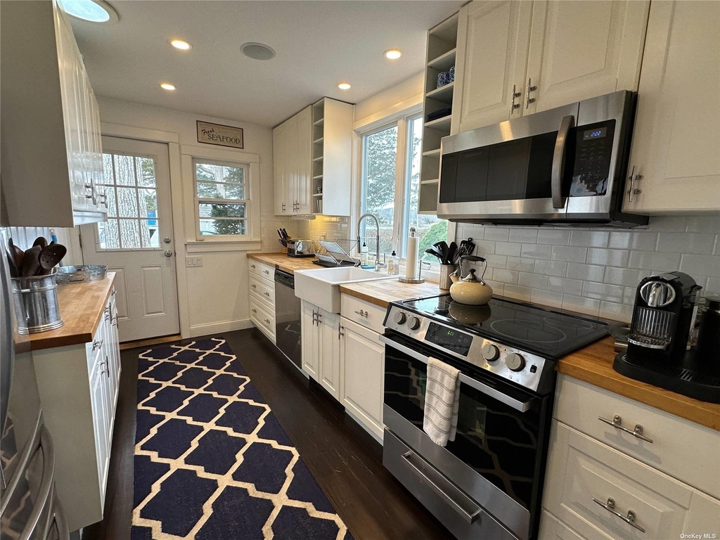 1100 Pine Avenue - Photo 2