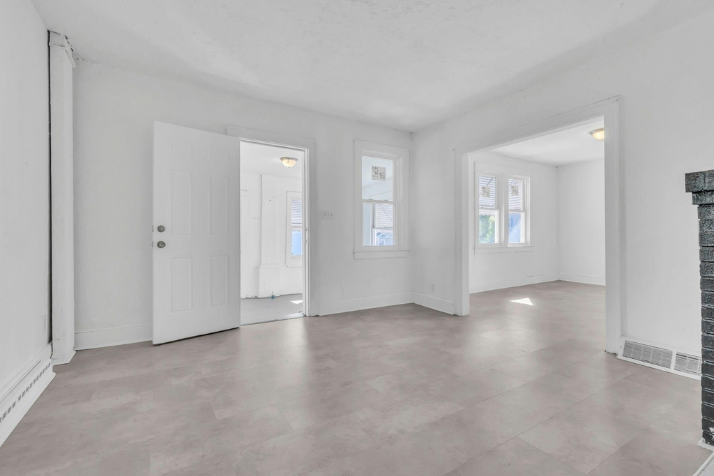 10 Bay Woods Drive - Photo 10