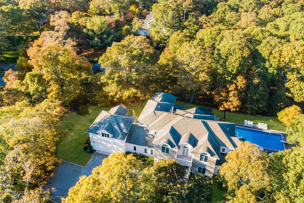 10 Bay Woods Drive - Photo 23