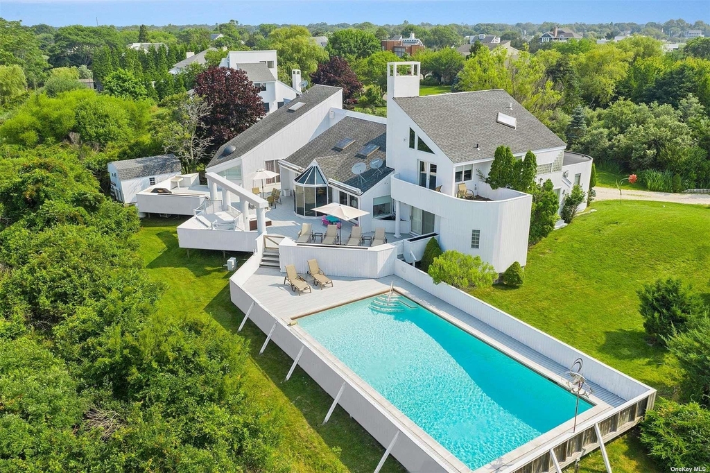 11 Watersedge Ct - Photo 0