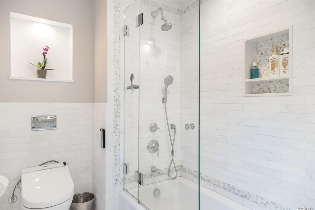 686 Hill Street - Photo 9