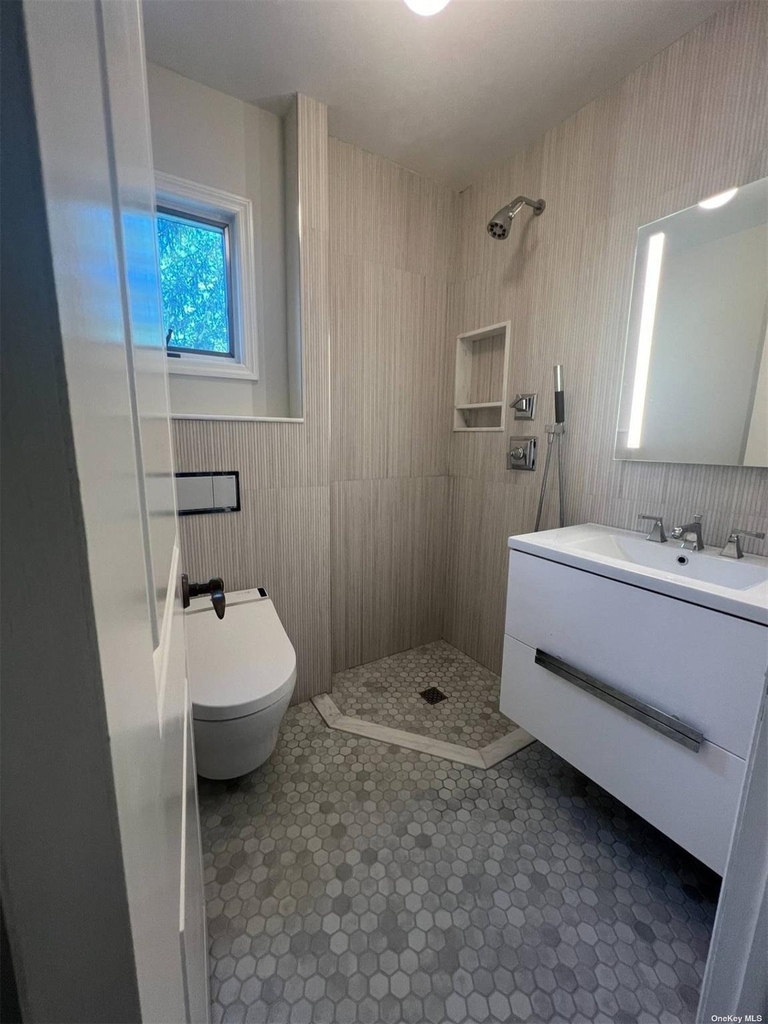 686 Hill Street - Photo 11