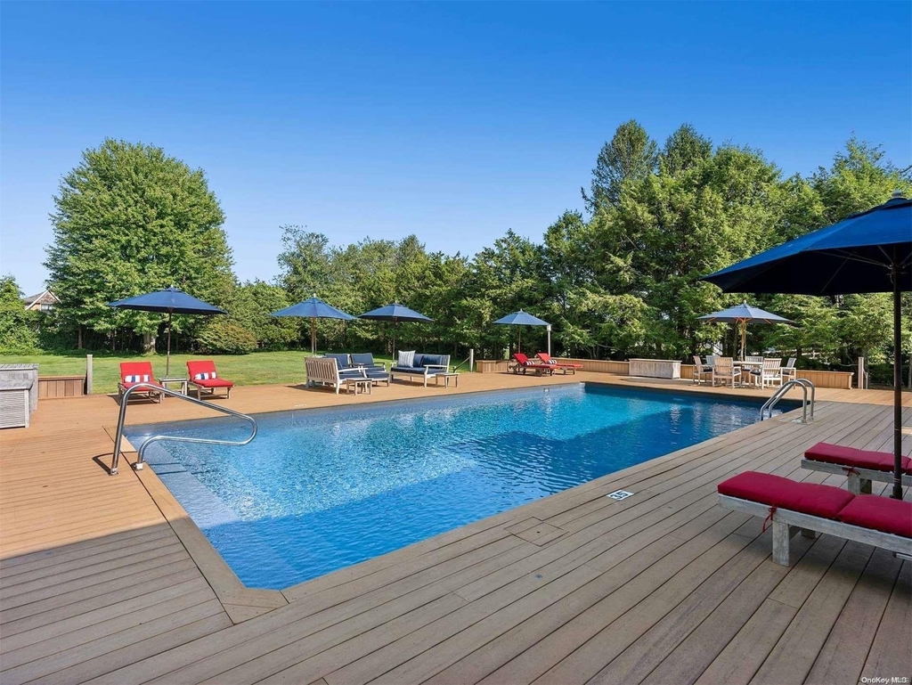 43 Robin Drive - Photo 1