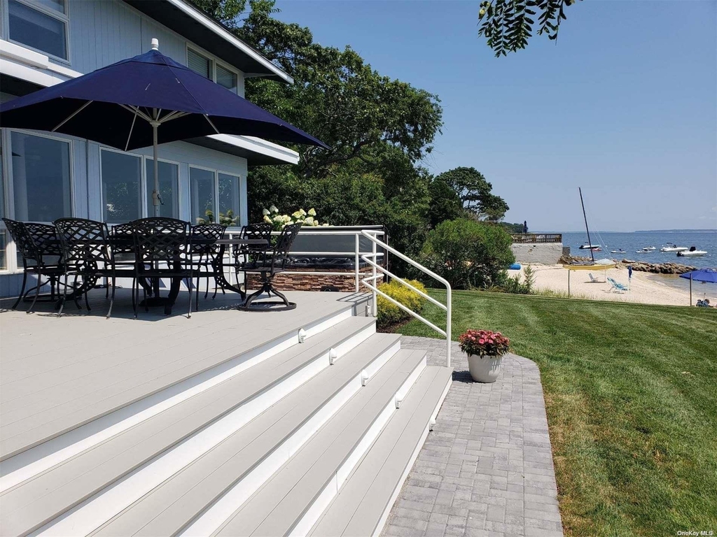 11 Beach Road - Photo 2
