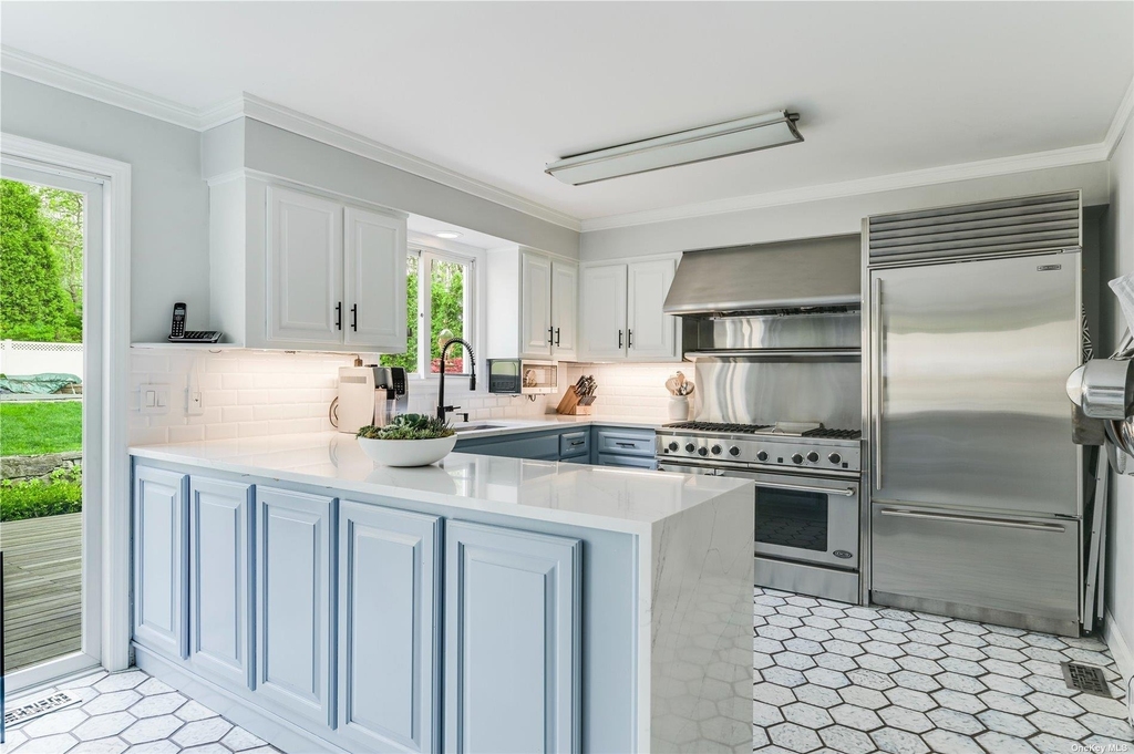 355 Windjammer Drive - Photo 4