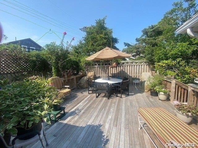 970 Surfview Walk - Photo 15