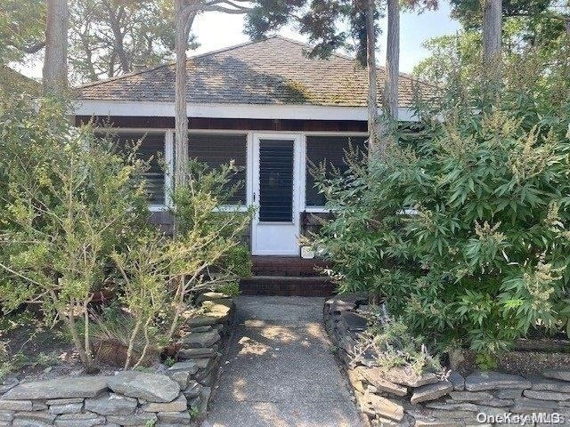 970 Surfview Walk - Photo 0