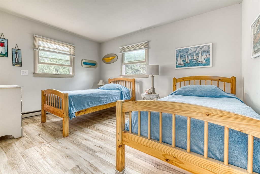 1355 Watersedge Way - Photo 11