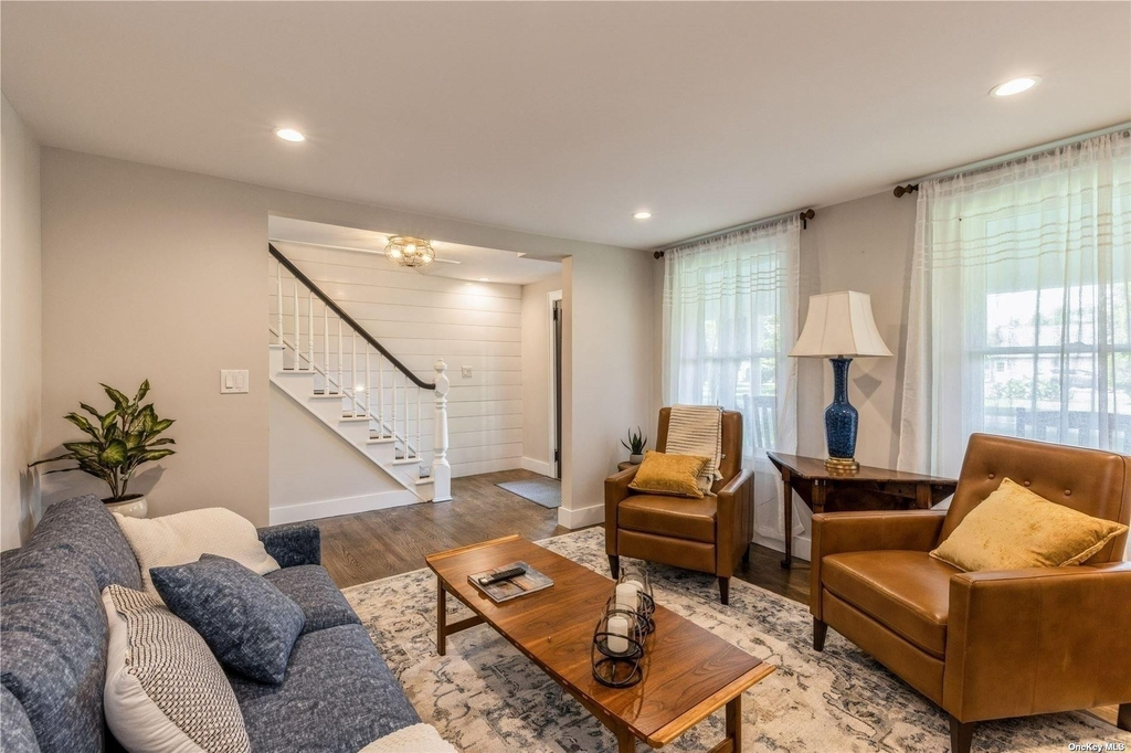3400 Youngs Avenue - Photo 3