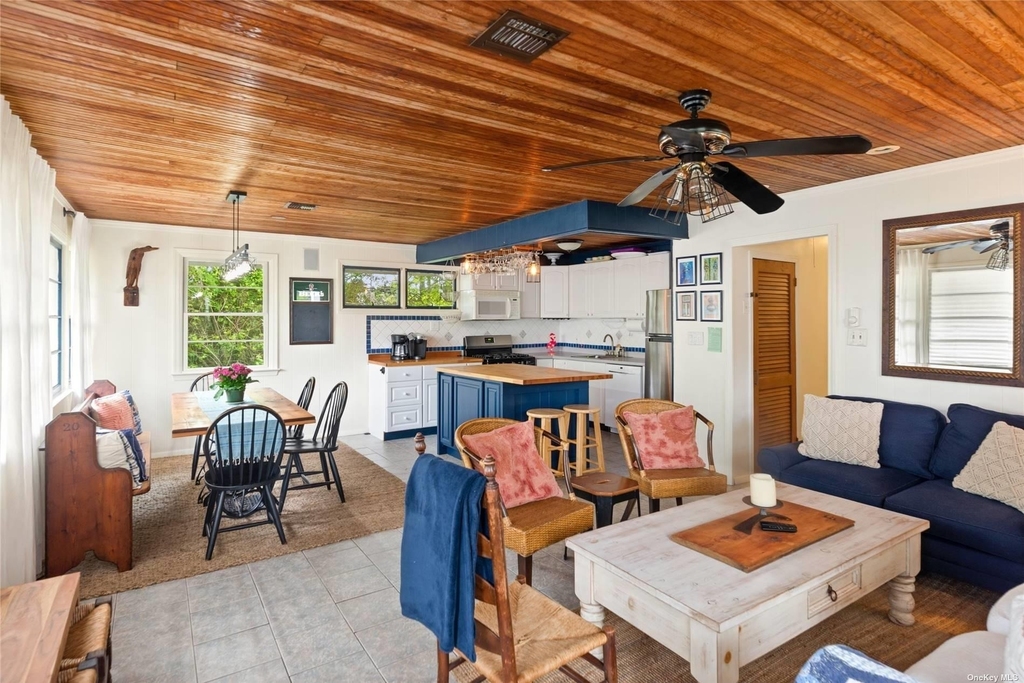 12 Seneca Street - Photo 2