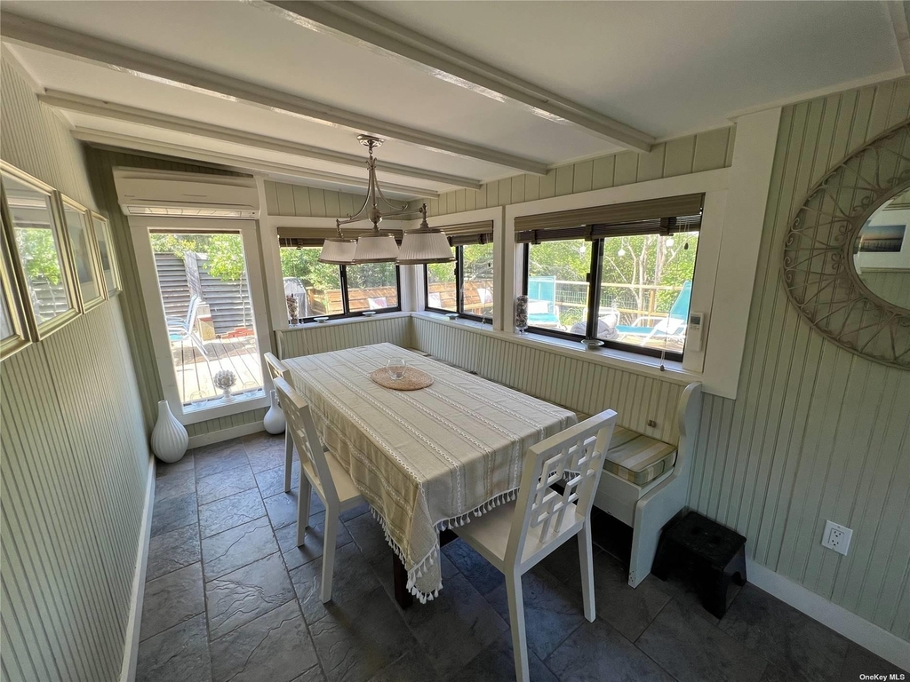 731 Ocean Breeze Walk - Photo 5
