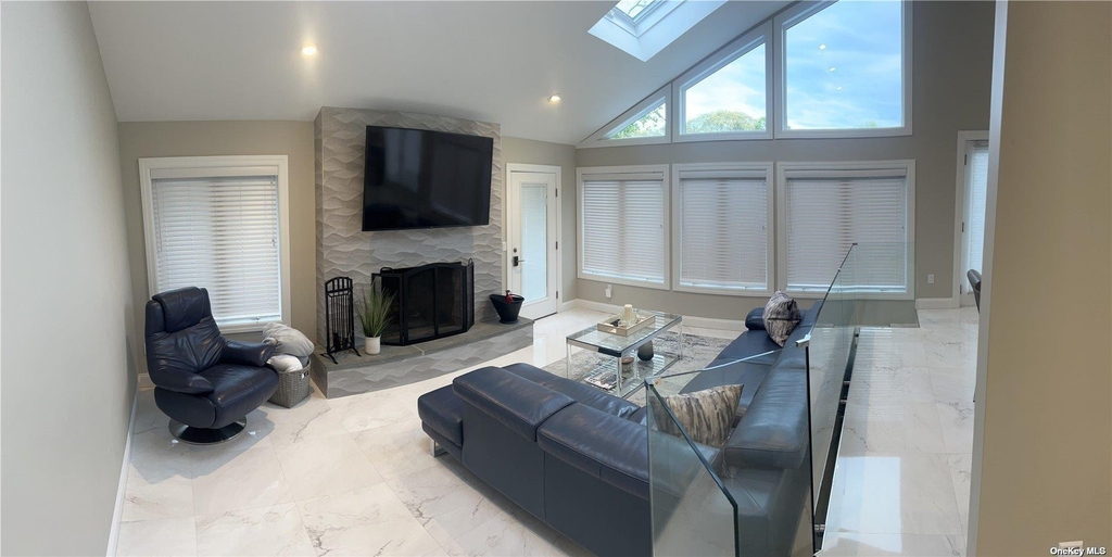 3655 Pequash Avenue - Photo 6