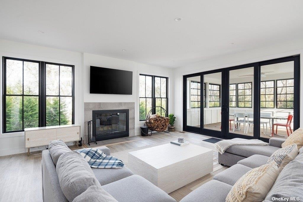650 Pine Avenue - Photo 5