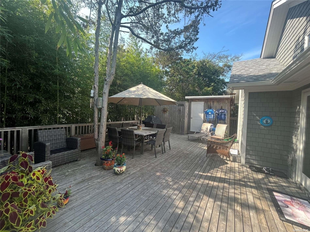 985 Surfview Walk - Photo 11