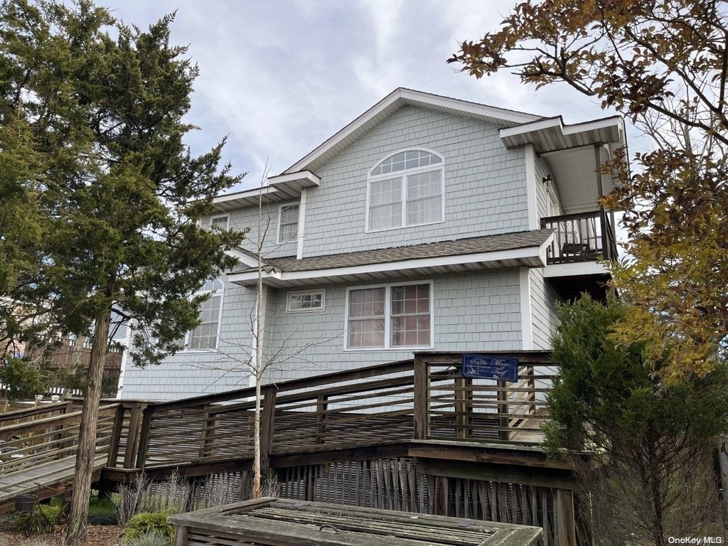 340 Surf Road - Photo 0