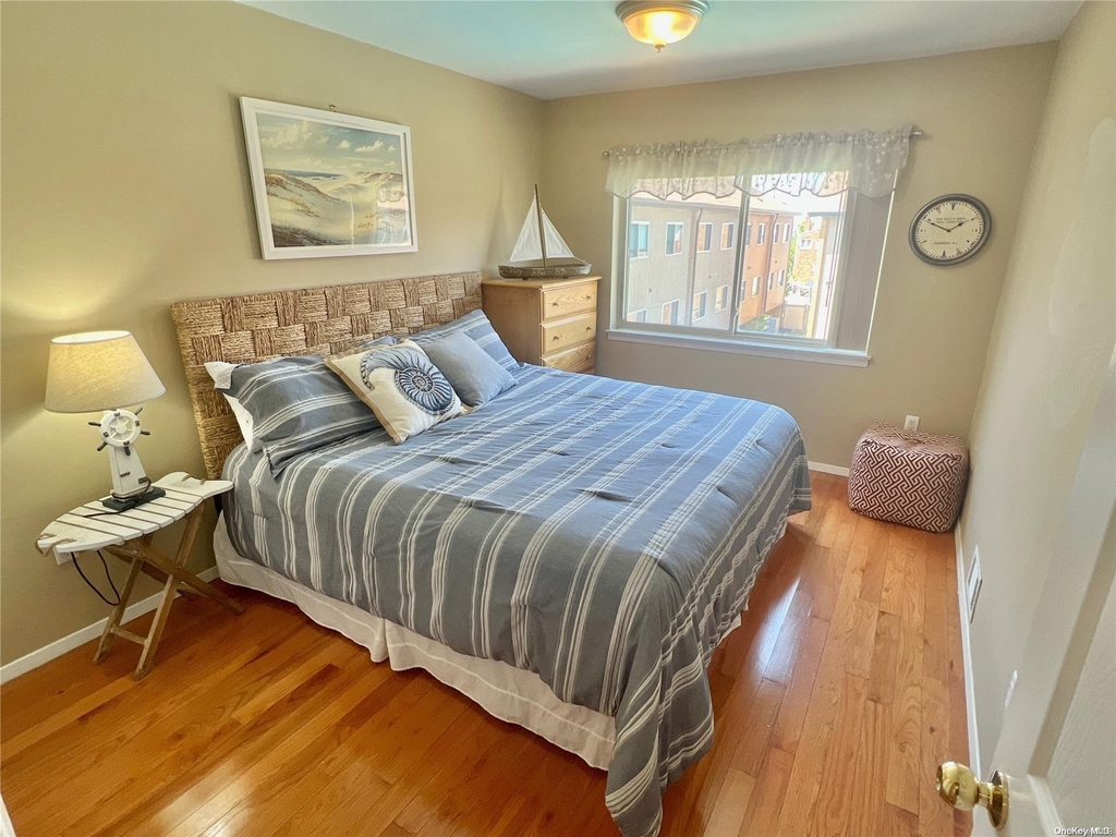 813 Shore Road - Photo 4