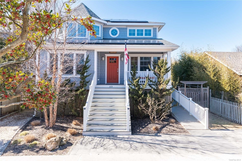 672 Ocean Breeze - Photo 0