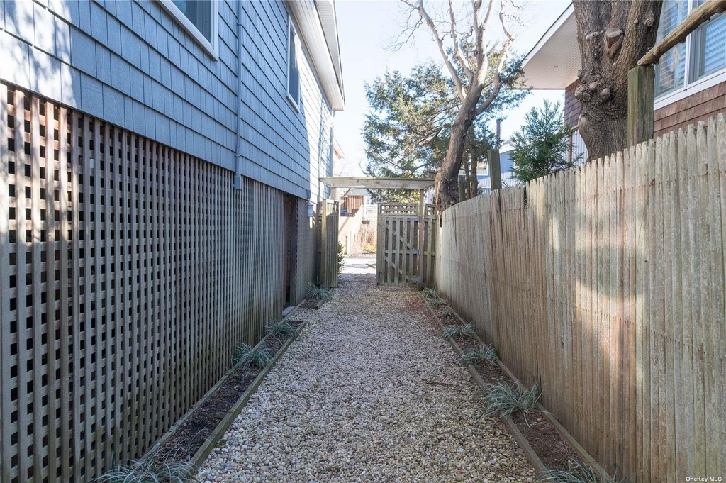 672 Ocean Breeze - Photo 5