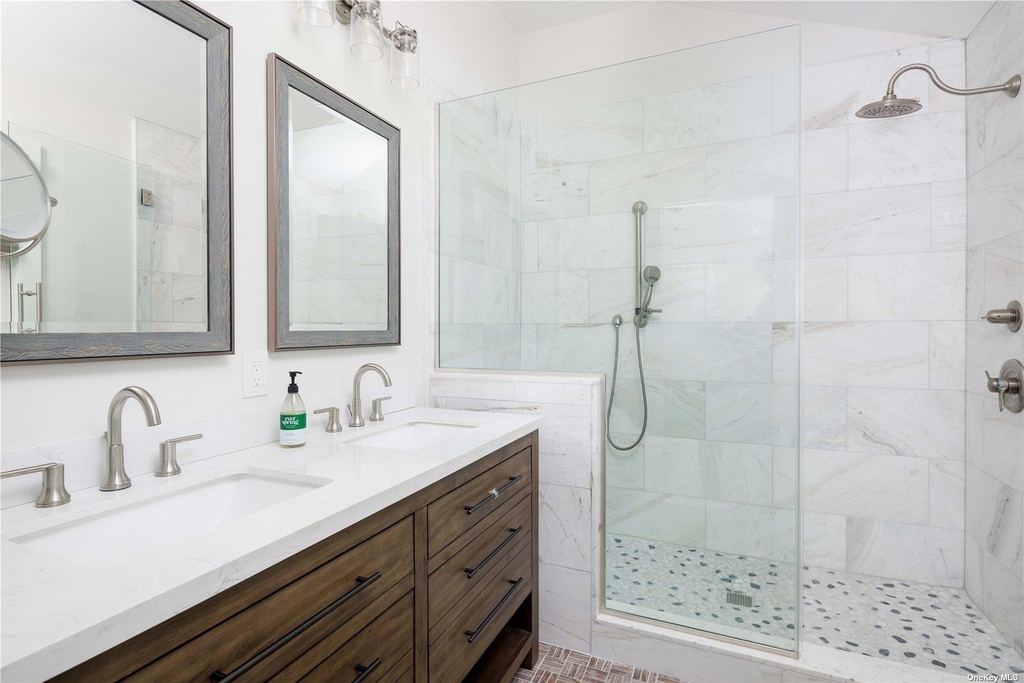 935 Southern Cross Road - Photo 10