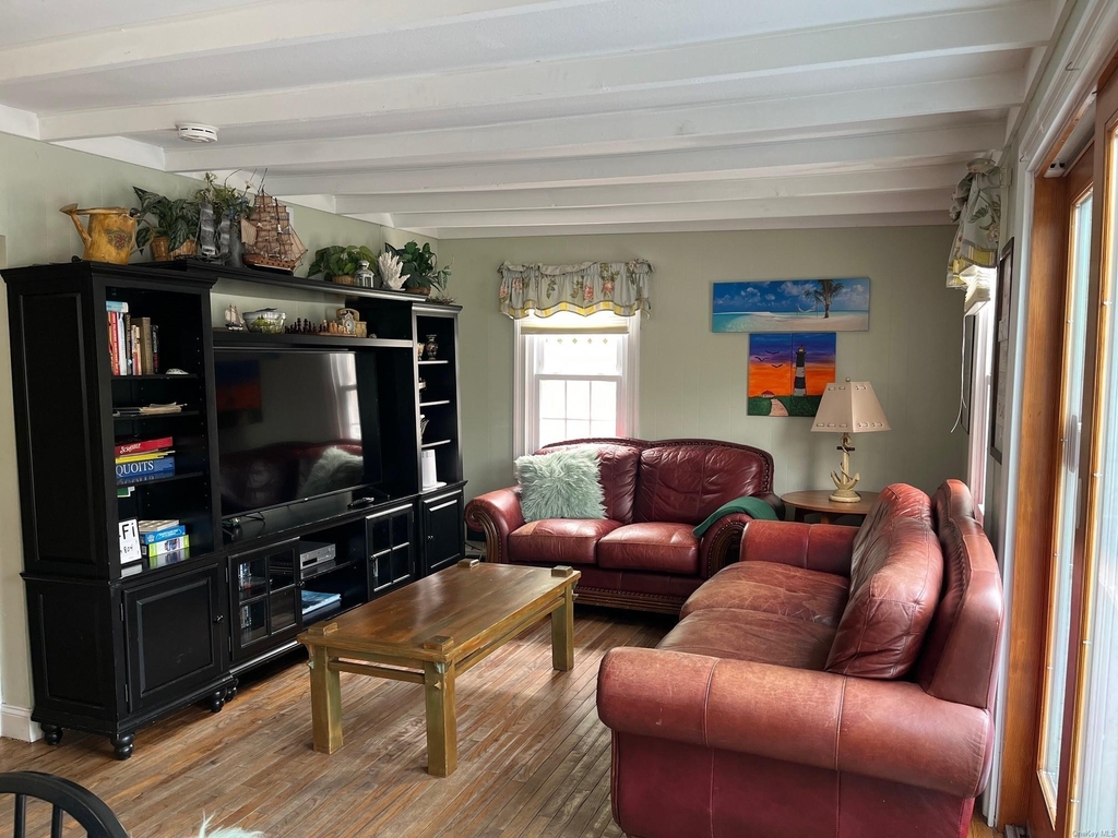 804 Evergreen Walk - Photo 2