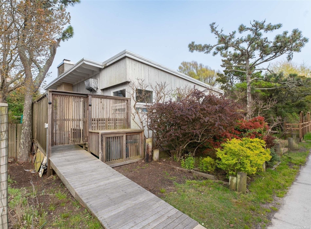 581 Bayberry Walk - Photo 1