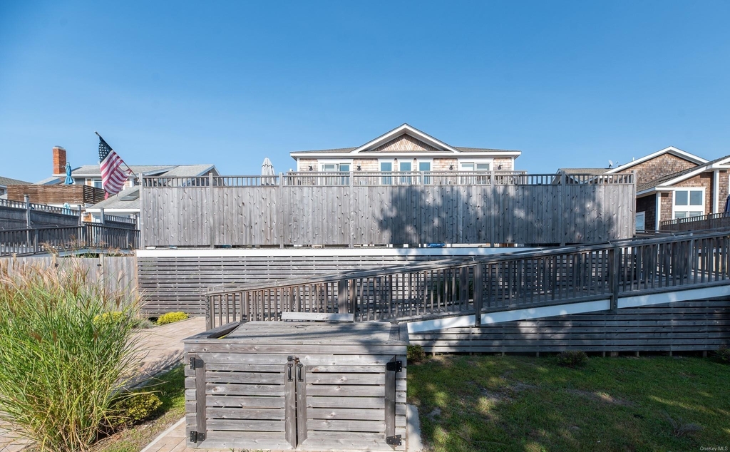 335 Surf Road - Photo 0
