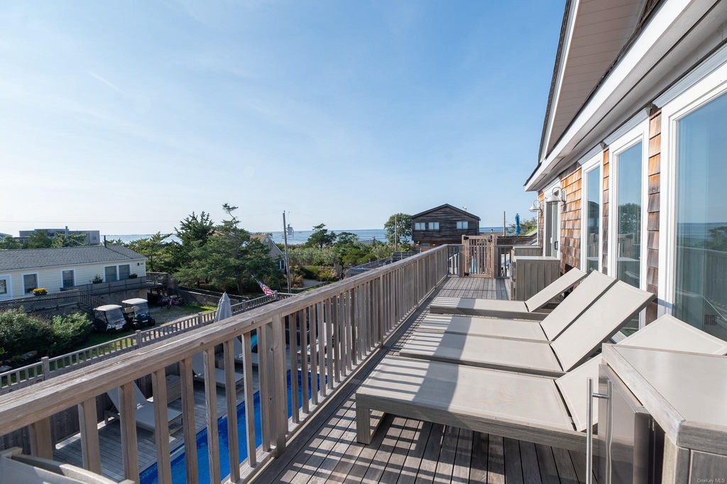 335 Surf Road - Photo 11