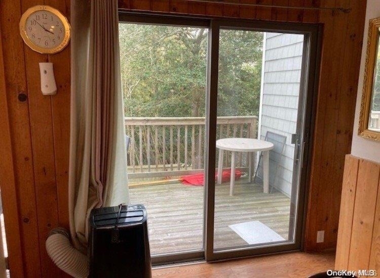 44 E Bayview Avenue - Photo 5