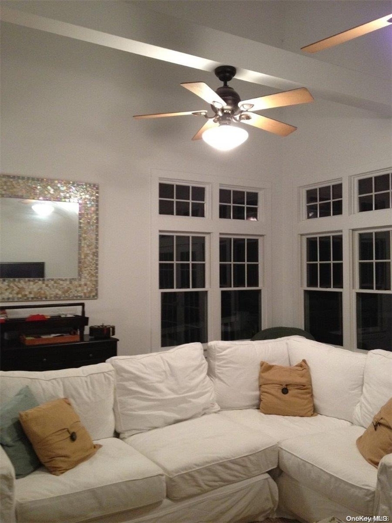 687 Ocean Breeze - Photo 3