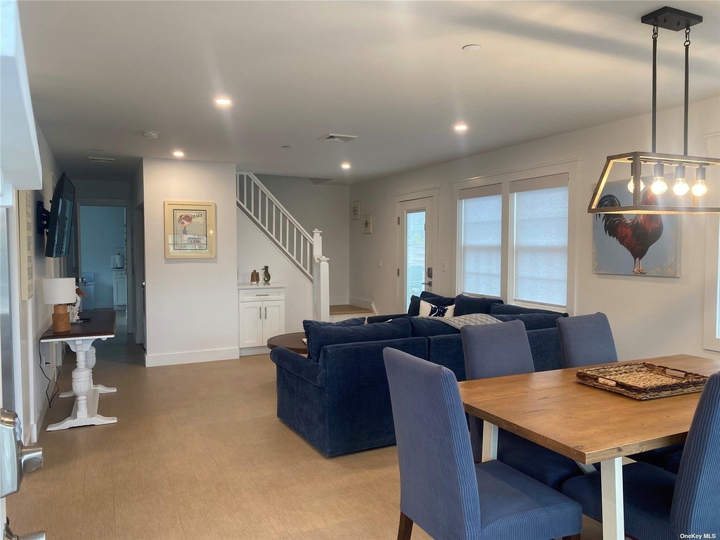 448 Dehnhoff Walk - Photo 2