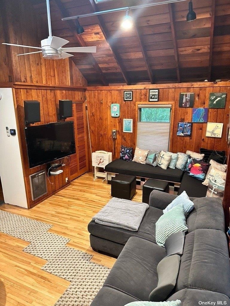 180 Clipper Road - Photo 2