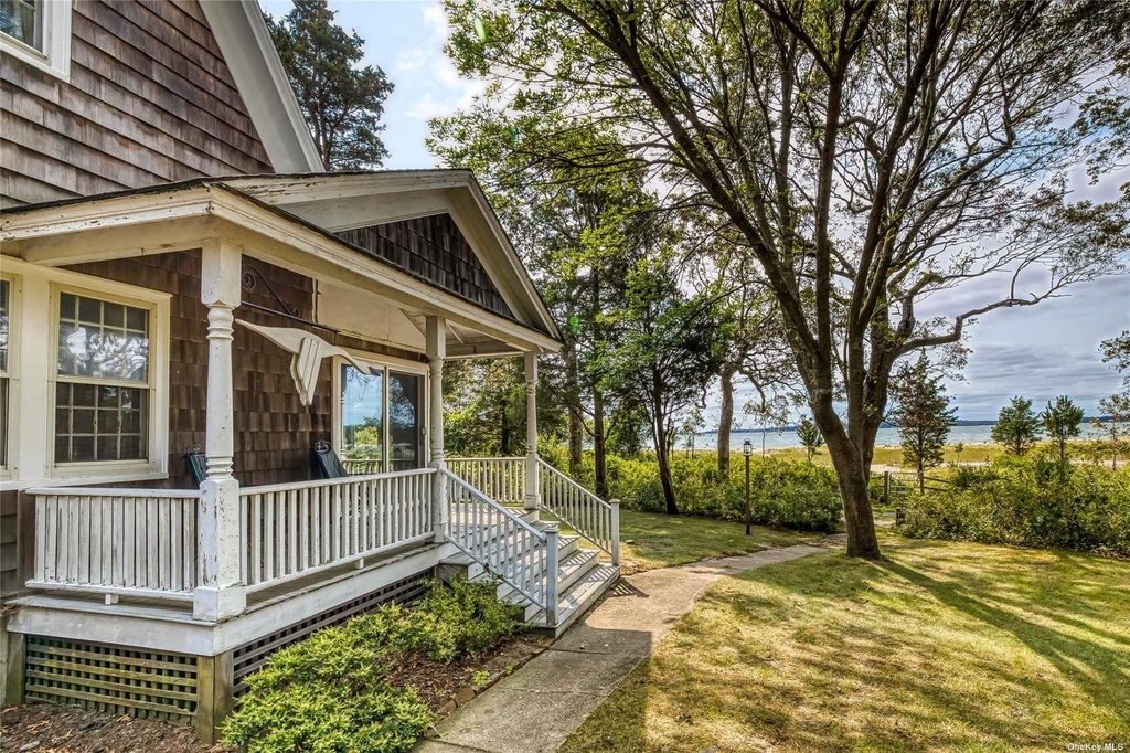1695 Old Woods Path - Photo 4