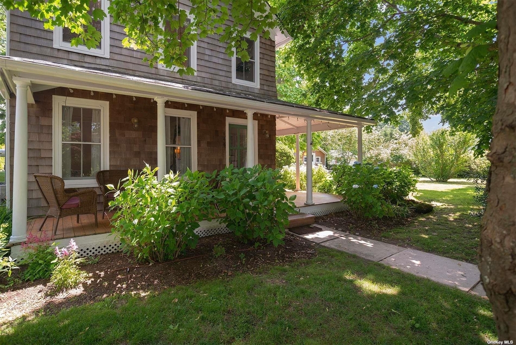 640 Orchard Street - Photo 1