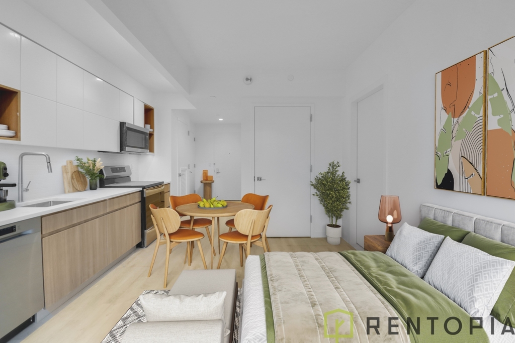 77 Commercial Street - Photo 0