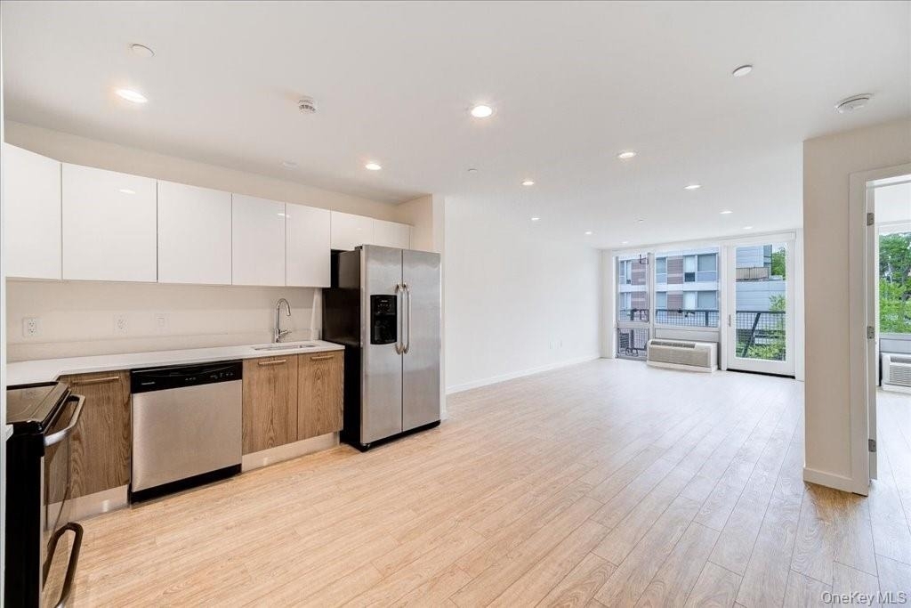 10 Dekalb Avenue - Photo 3