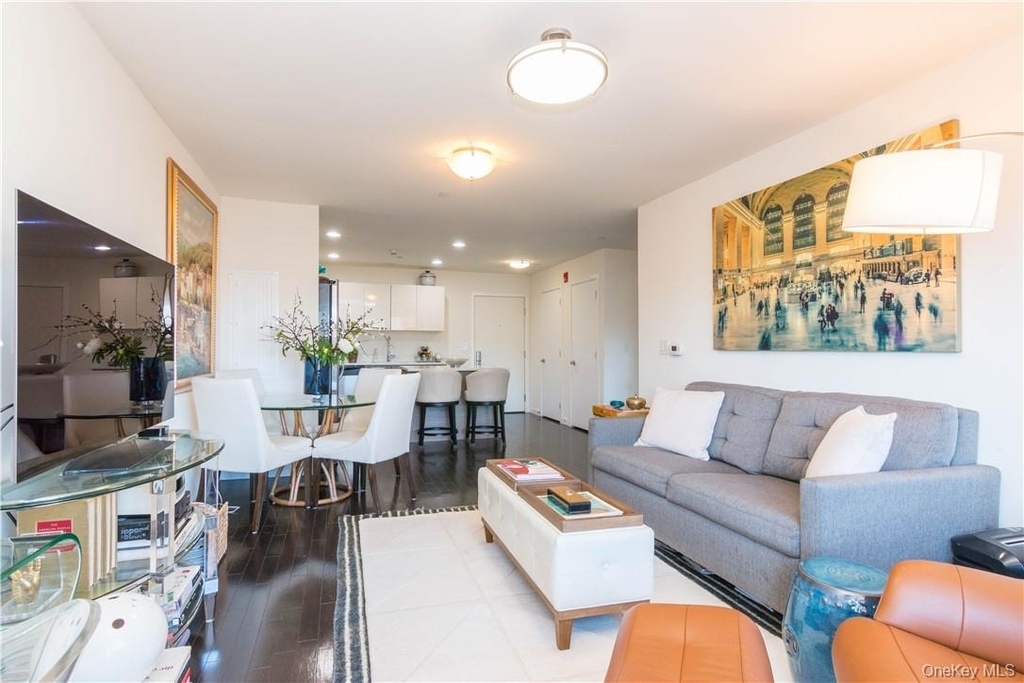 10 Dekalb Avenue - Photo 15