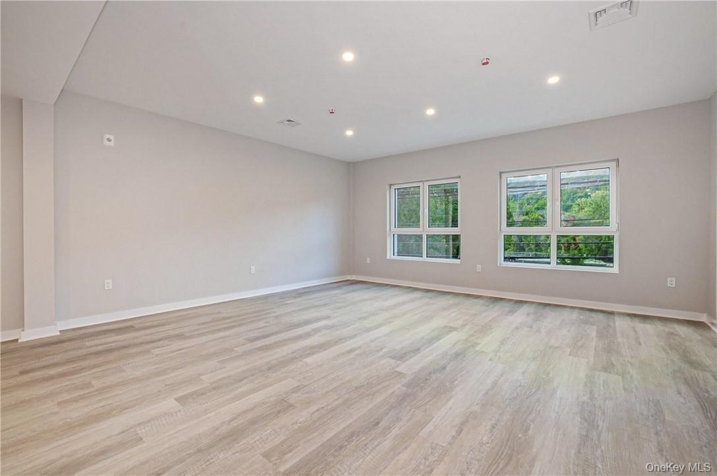 500 Commerce Street - Photo 1