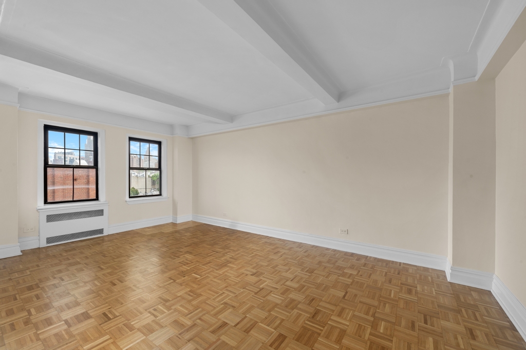95 Christopher Street - Photo 1