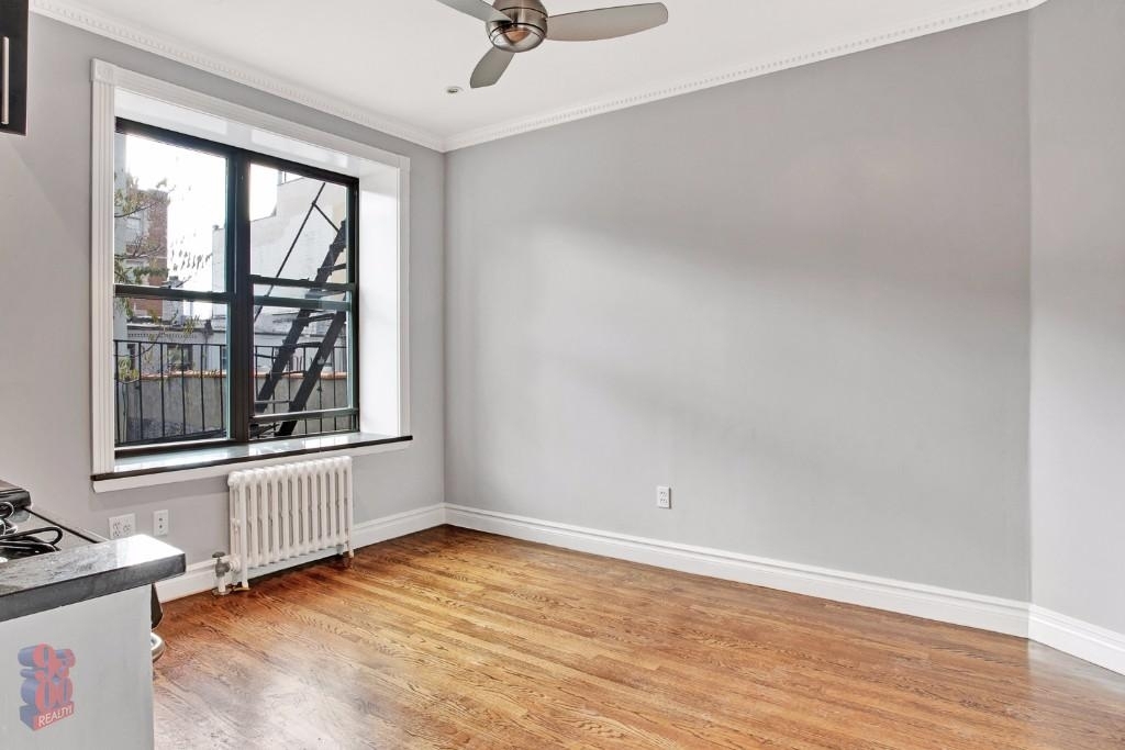 432 East 13th Street - Photo 1