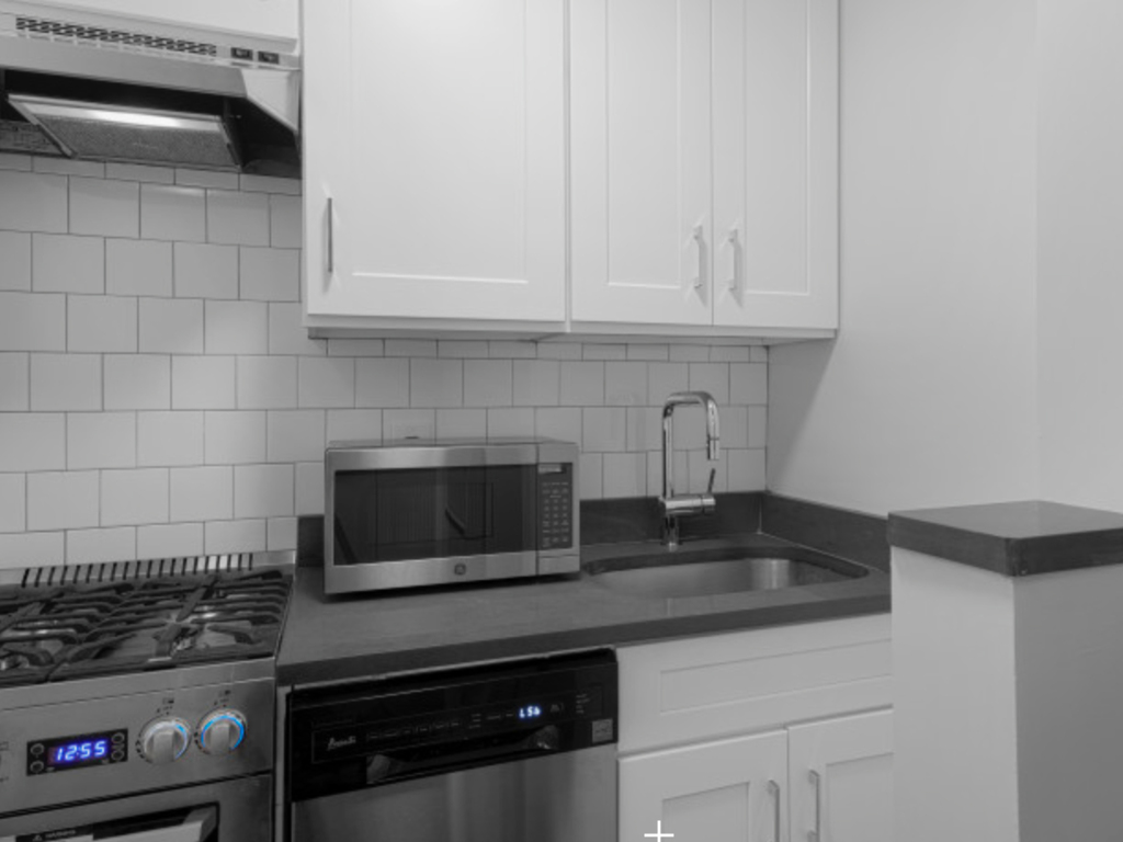 3rd street and 2nd avenue  - Photo 1
