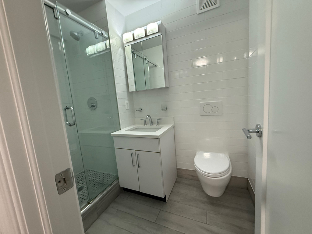 405 East 56th Street - Photo 15