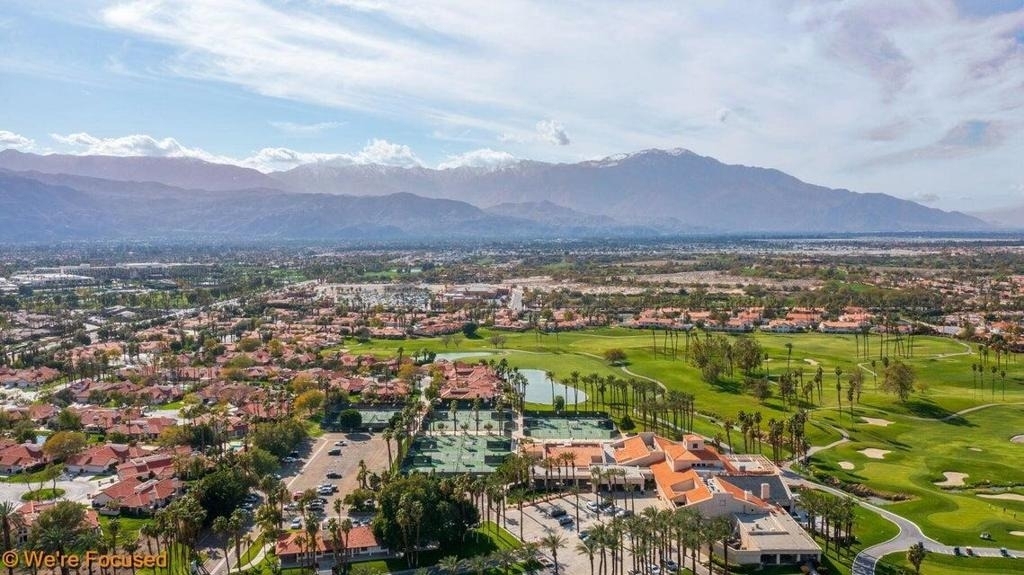 237 Vista Royale Circle W - Photo 43