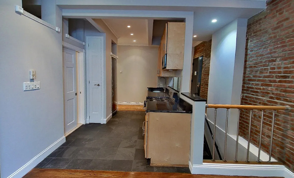 330 East 100th Street - Photo 1