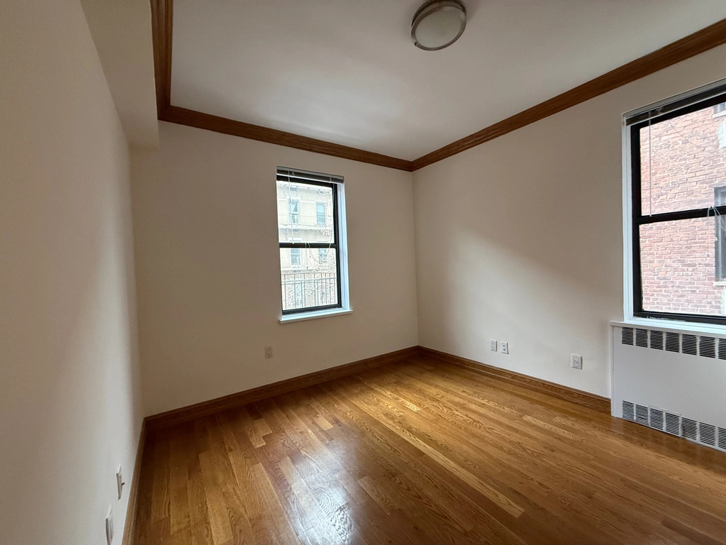 1680 York Avenue - Photo 9
