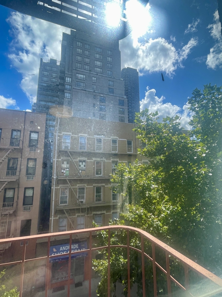 1680 York Avenue - Photo 7