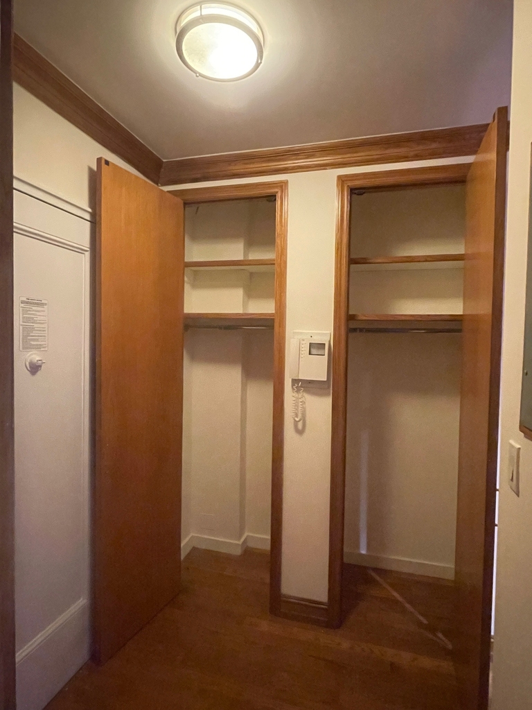 1680 York Avenue - Photo 12